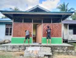 Satgas TMMD Ke-129 Kodim 1807/Sorong Selatan Percepat Rehab RTLH Milik Pak Herman, Wujud Nyata Kepedulian TNI untuk Kesejahteraan Rakyat