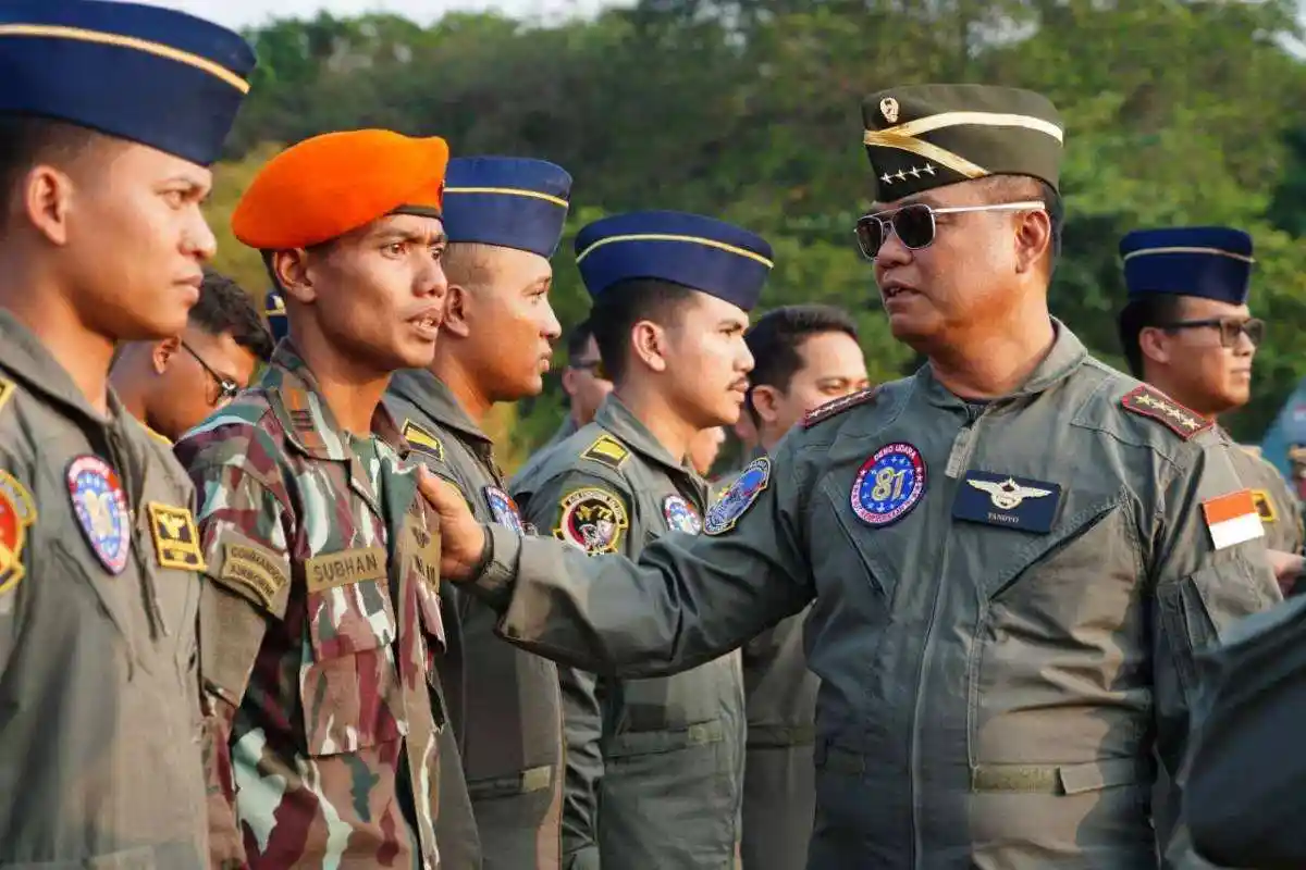 Panglima TNI Tinjau Kesiapan Alutsista Demo Udara HUT Ke-81 RI