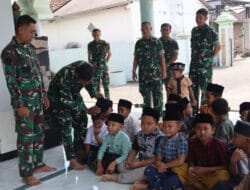 Potret Hangat TMMD 129 Bojonegoro: Kala Prajurit TNI Jadi Sahabat Anak-Anak Desa Kesongo