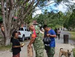 Hangatkan Kebersamaan, Dansatgas TMMD Ke-129 Kodim 1807/Sorong Selatan Berbagi Keceriaan Bersama Anak-Anak Kampung Sesor