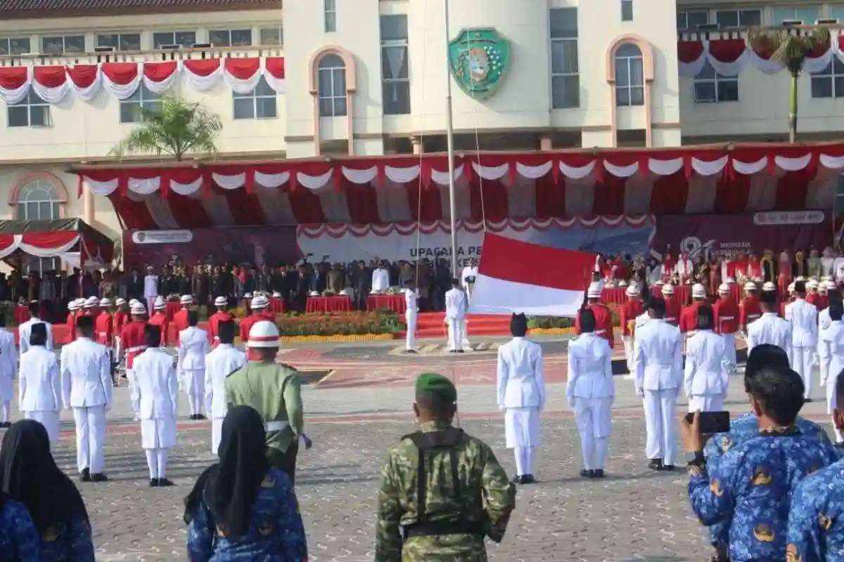 Sambut HUT ke-81 RI, Personil Kodim 0913/PPU Ikuti Upacara Detik-detik Proklamasi di Kab PPU