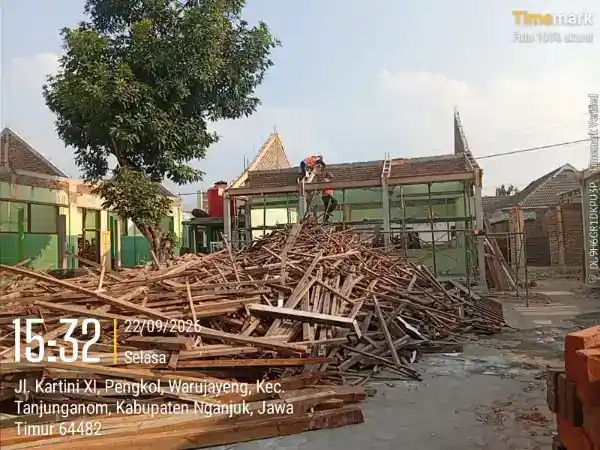 Anggaran Revit Sekolah Nganjuk Dipertanyakan: Potongan Mengarah ke Rantai Pengawasan