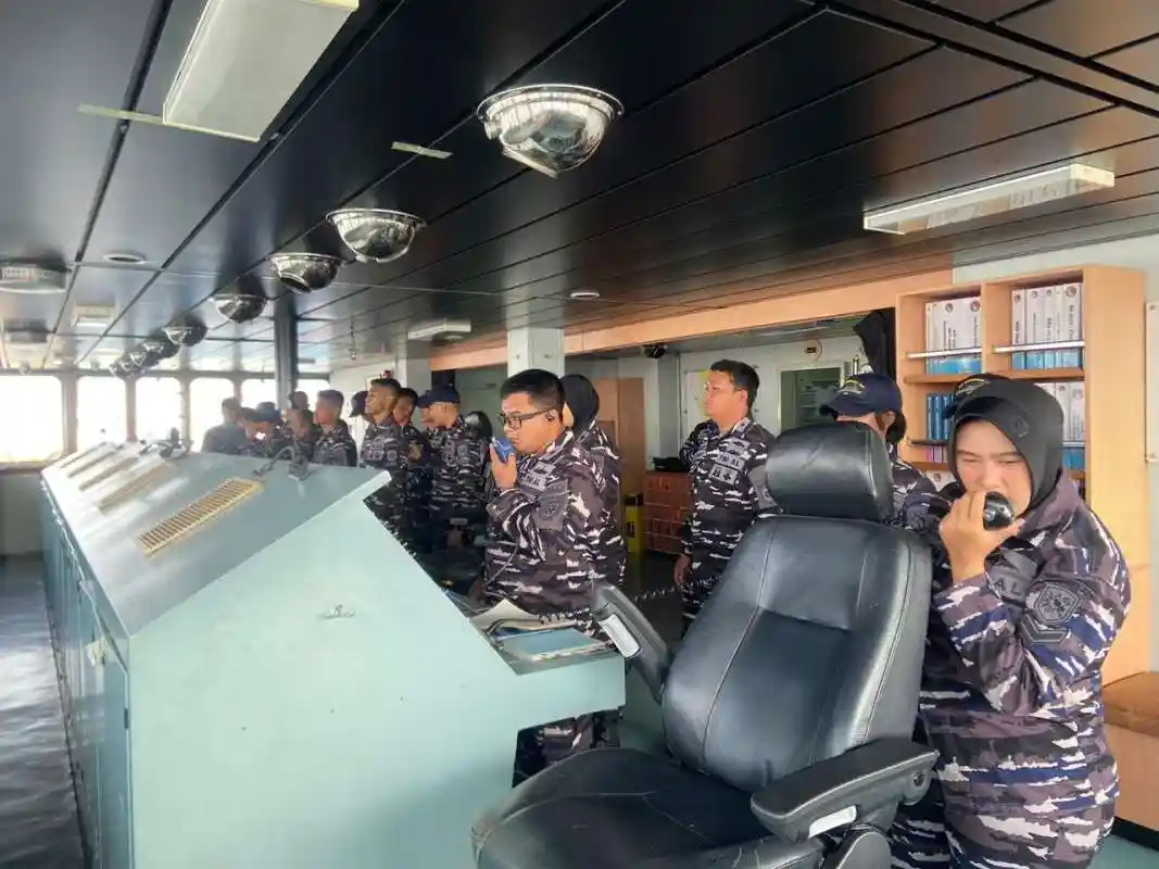 Hari Kedua Puluh Satu Penanganan Gempa NTT, TNI Kirim 1.201,5 Ton Bantuan