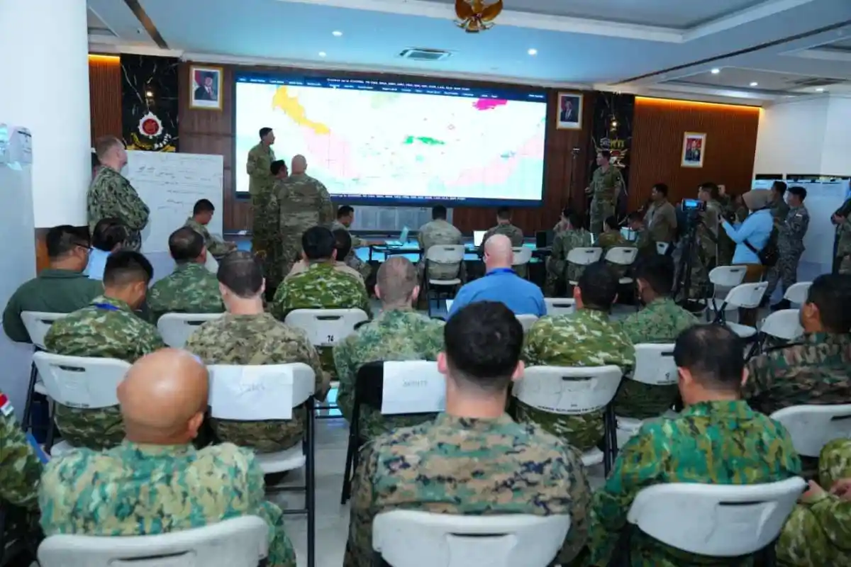 TNI Dan Militer Negara Sahabat Bangun Sinergi Operasi Gabungan Melalui STAFFEX SGS 2026