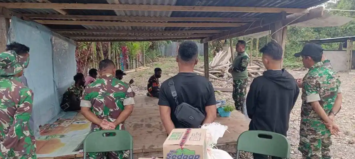 Komsos Koramil 1710-03/Kuala Kencana Dan Syukuran Selesainya Pembangunan Jembatan Garuda