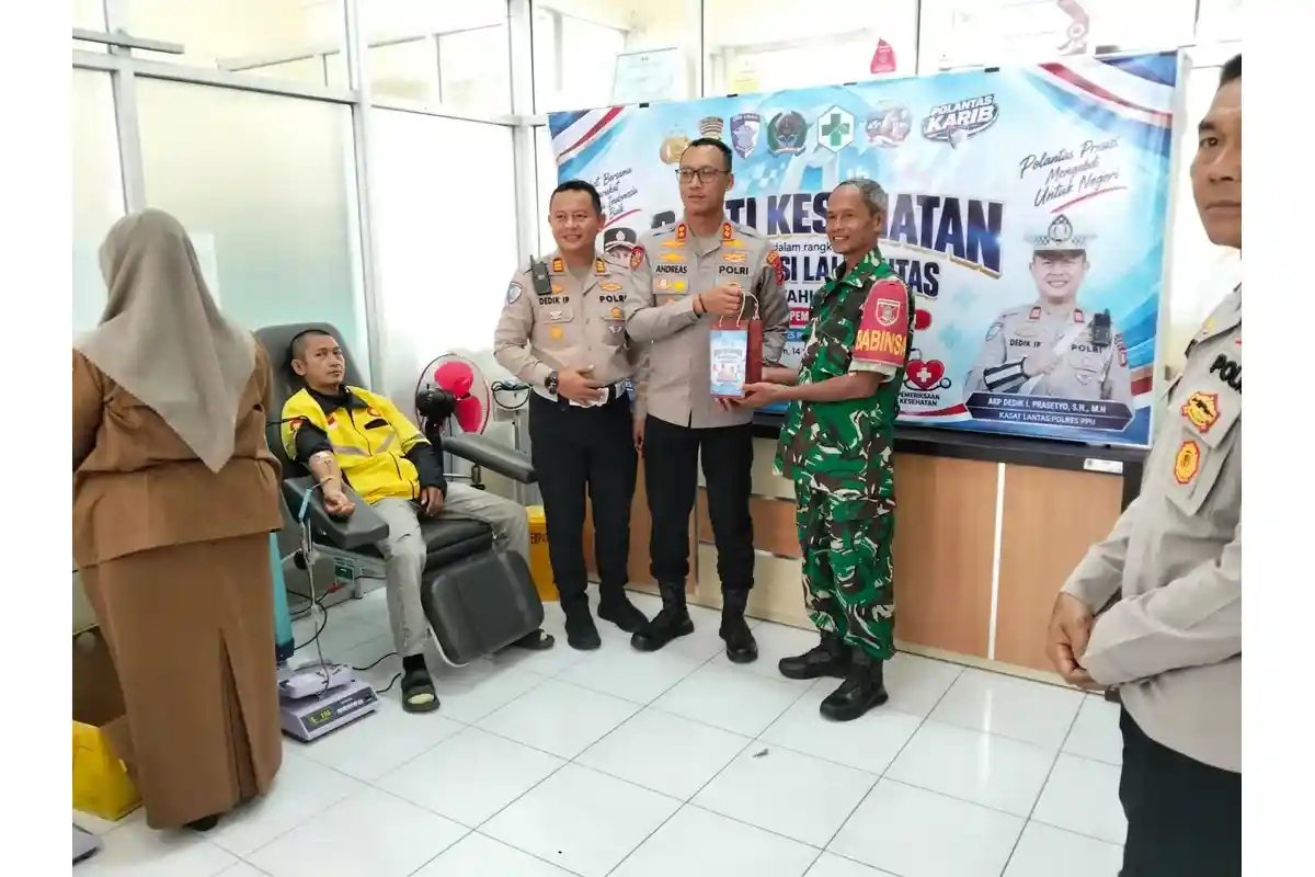 Sambut HUT Lantas Bhayangkara ke-71 ,Personil Kodim 0913/PPU Ikut Sumbangkan Darahnya
