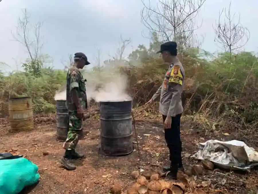 Babinsa dan Bhabinkamtibmas Pantau Wilayah Cek Laporan Warga
