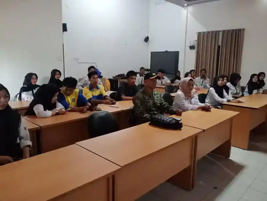 Dandim 0913/PPU Ikuti Grand Launching Ektrakurikuler Korps Kadet Republik Indonesia ( KKRI) di SMKN 2 PPU