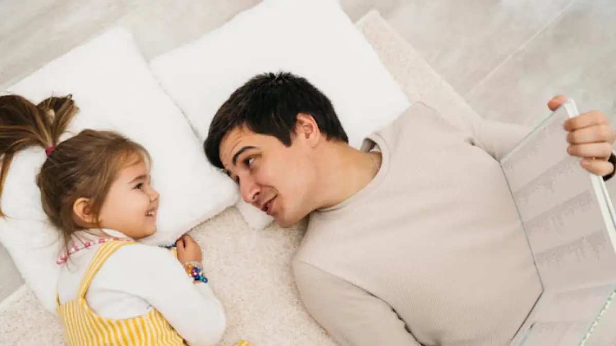 9 Cara Menjelaskan kepada Anak-Anak tentang Kekacauan Saat Ini Menurut Psikologi, Apa Sajakah Itu?