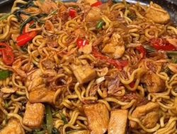 Bahan-bahannya sederhana dan mudah ditemukan sehingga cocok dijadikan inspirasi masakan ketika isi kulkas sedang terbatas