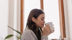 8 Alasan Mengapa Minum Kopi di Pagi Hari Mungkin Dapat Membantu Kamu Hidup Lebih Lama dengan Bahagia