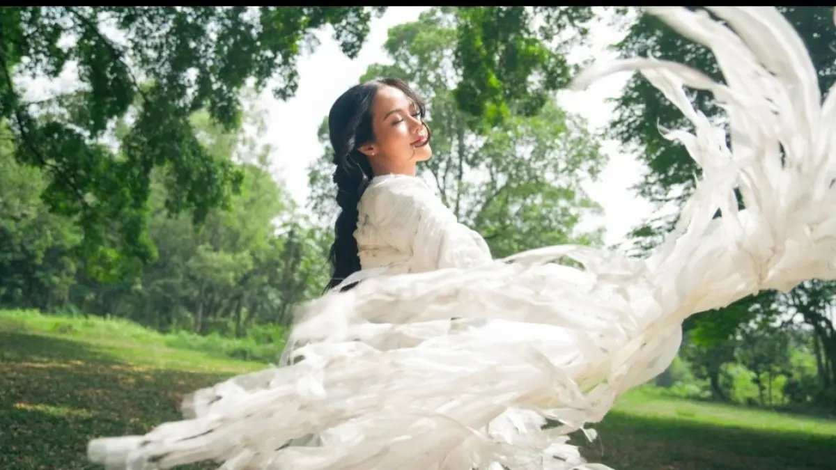 Yura Yunita Hadirkan “Pertiwi”, Lagu tentang Ketakutan, Keberanian, dan Suara yang Terpendam
