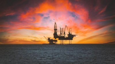 Ketegangan di Selat Hormuz Picu Harga Minyak Global Makin Fluktuatif