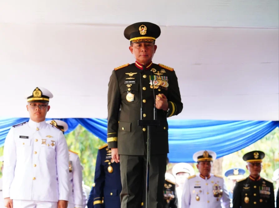 Panglima TNI Pimpin Upacara Pemakaman Alm. Laksamana TNI (Purn) Widodo A. S.