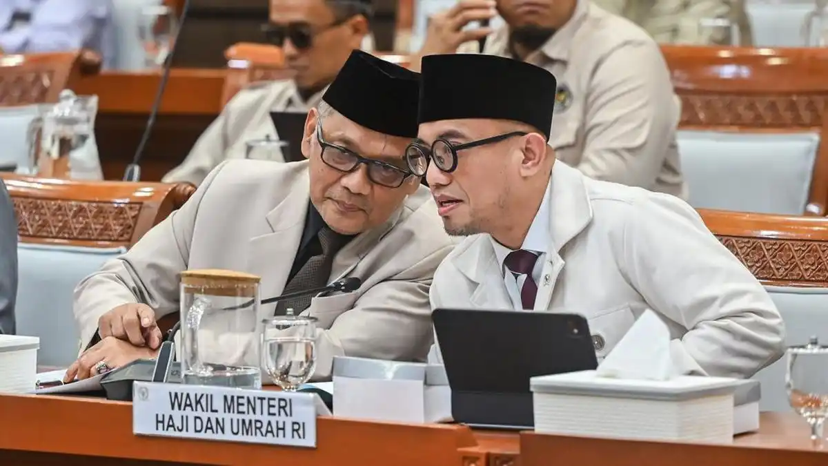 Dua Anak Menteri Haji Lepas Jabatan Tenaga Ahli di Tengah Kritik Publik