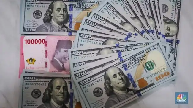 Rupiah Tertekan Mendekati Rekor Terlemah, Ini Faktor Global dan Domestik di Baliknya